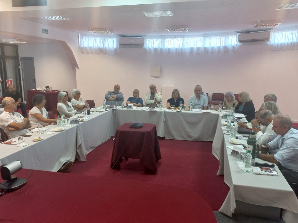 CJPPU: Convocatoria del CCEAU a reunión con asociaciones por situación Caja de Profesionales